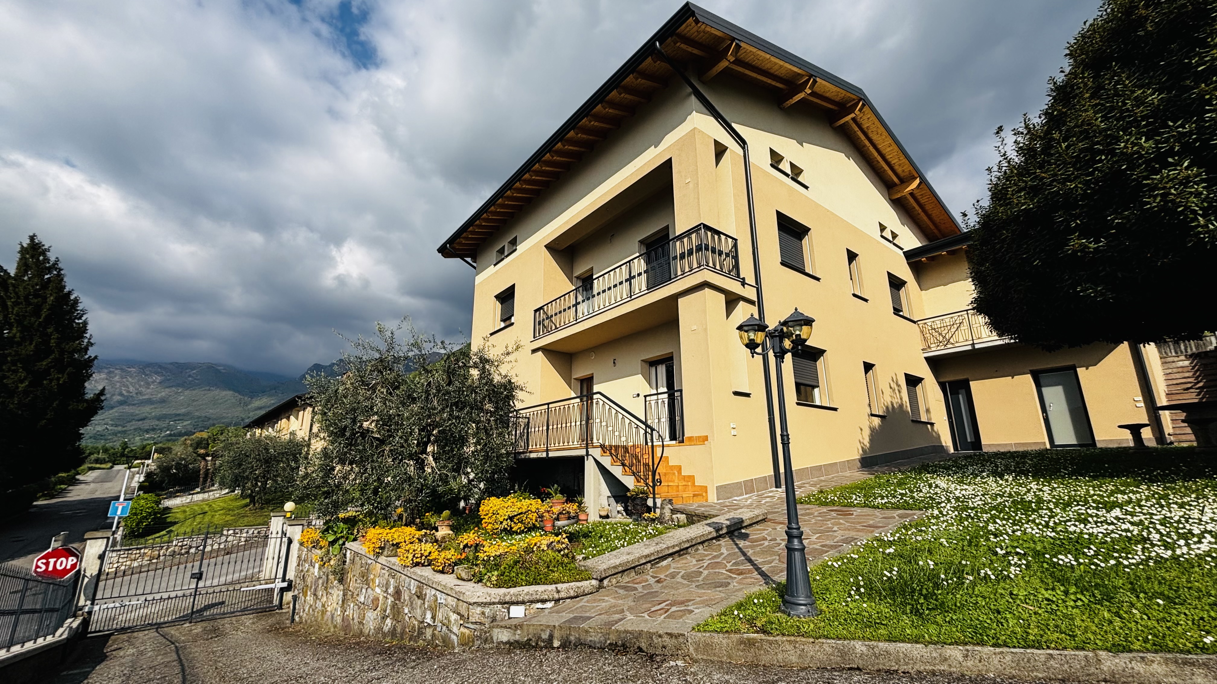 Riqualificazione e Ristrutturazione edificio residenziale